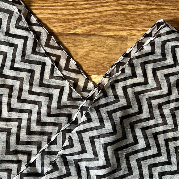 Infinity Scarf | Black & White, Pattern, Polyester - Picture 3 of 5